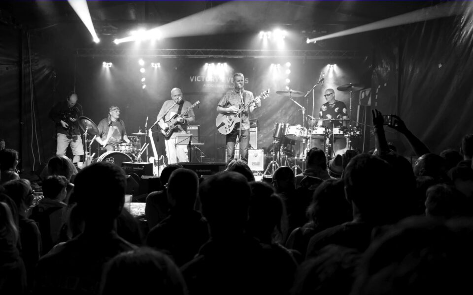 117853901_794525658044561_6962776625521900846_n